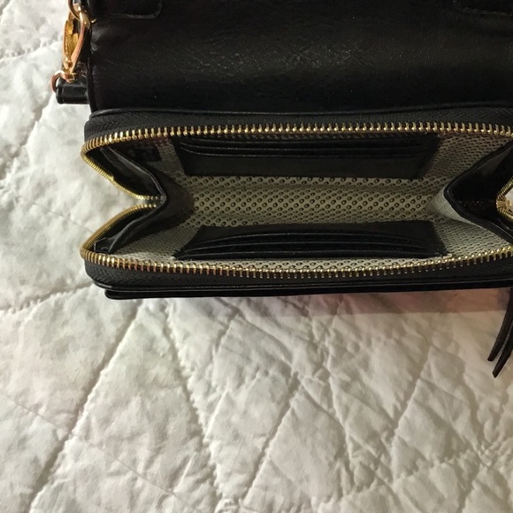 Black crossbody clutch - Picture 7 of 7